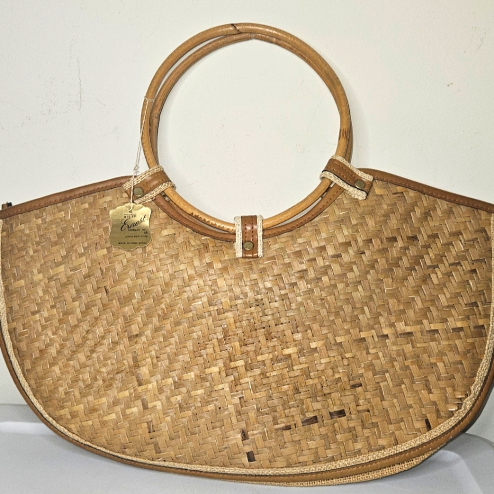 Vintage SIMON  1960’s  Large Straw Woven Handbag Bamboo Handles New Oldstock